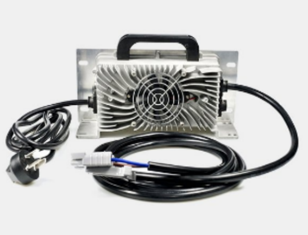 电动汽车需要什么样的充电器？